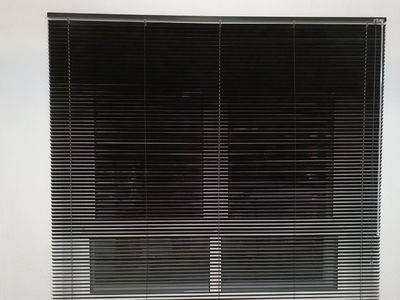 Горизонтальные алюминиевые жалюзи в цвете 1908